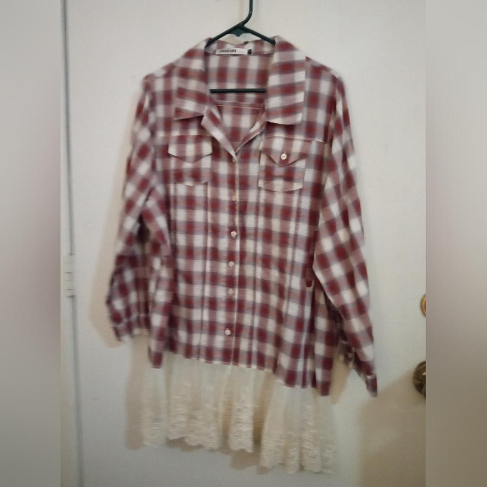Ladies Plus Size Blouse Size 16